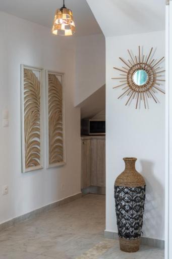 Kapetan Giannis Suite Adamantas  ภายนอก รูปภาพ